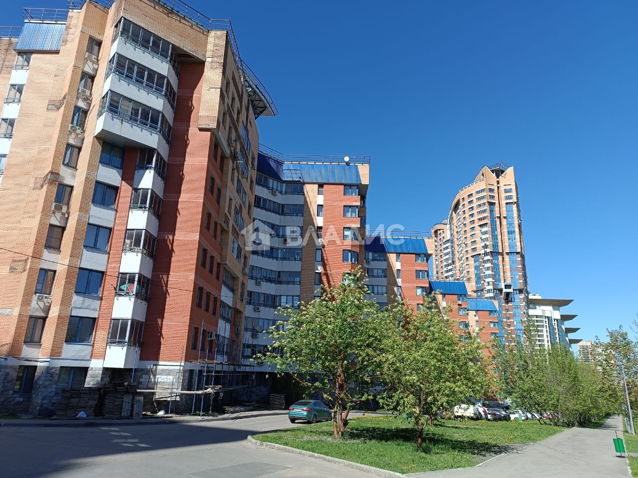 3-комнатная квартира, Москва, улица Архитектора Власова, д.10 #910657