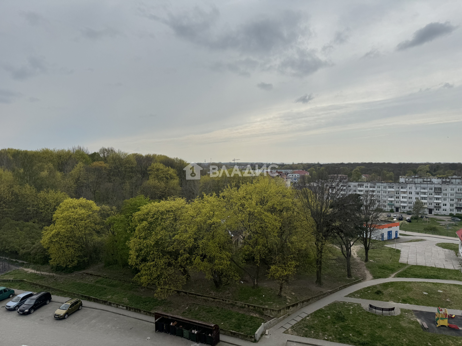 4-комнатная квартира, Балтийский городской округ, Балтийск, Садовая улица,  д.10 #929039