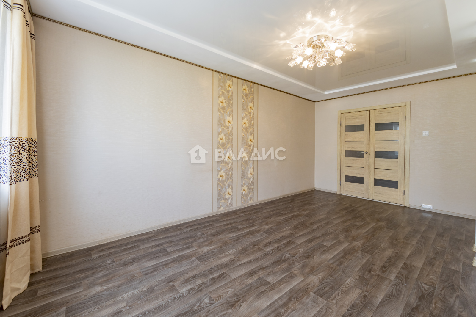 3-комнатная квартира, Хабаровск, улица Карла Маркса, д.117 #930819