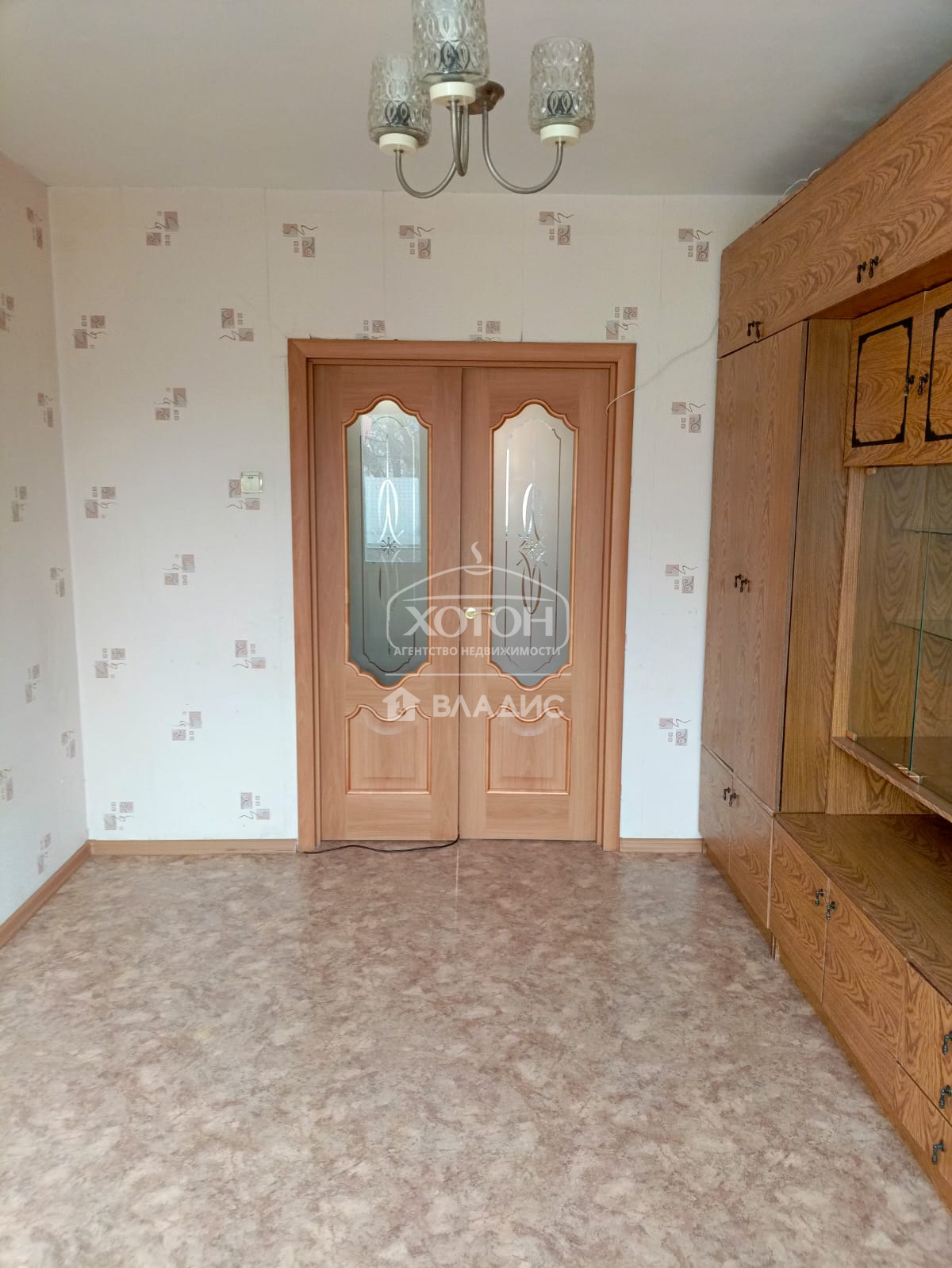 3-комнатная квартира, Элиста, 4-й микрорайон, д.35 #934034