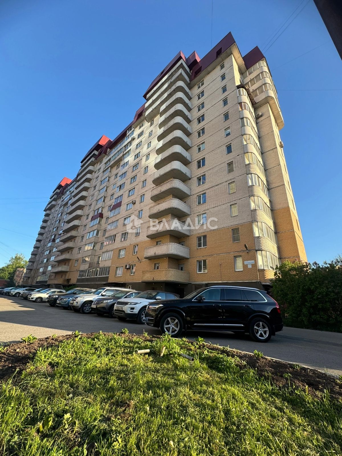 3-комнатная квартира, Санкт-Петербург, Ленинский проспект, д.151к3 #935968