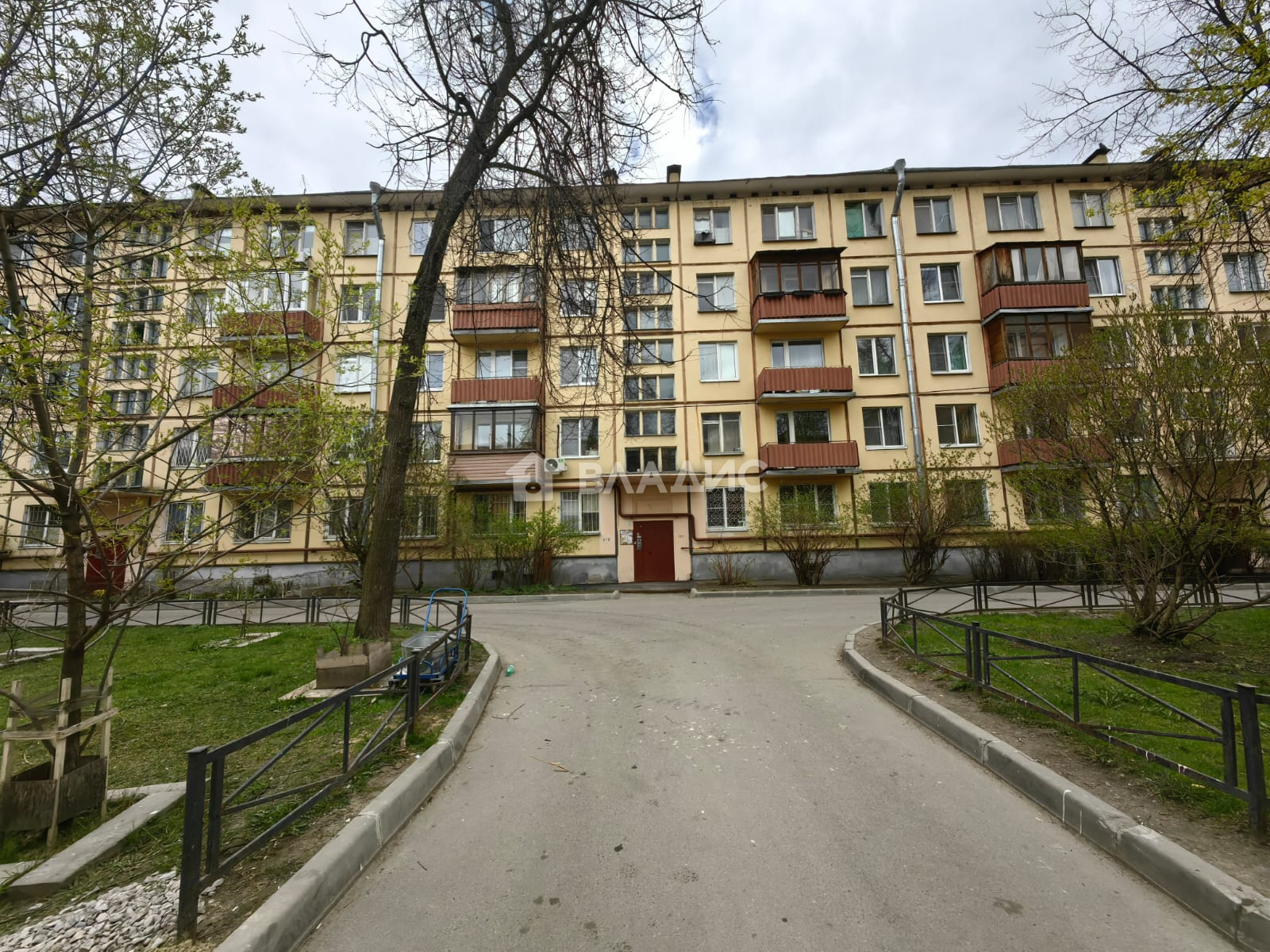 2-комнатная квартира, Санкт-Петербург, Замшина улица, д.30 #941429