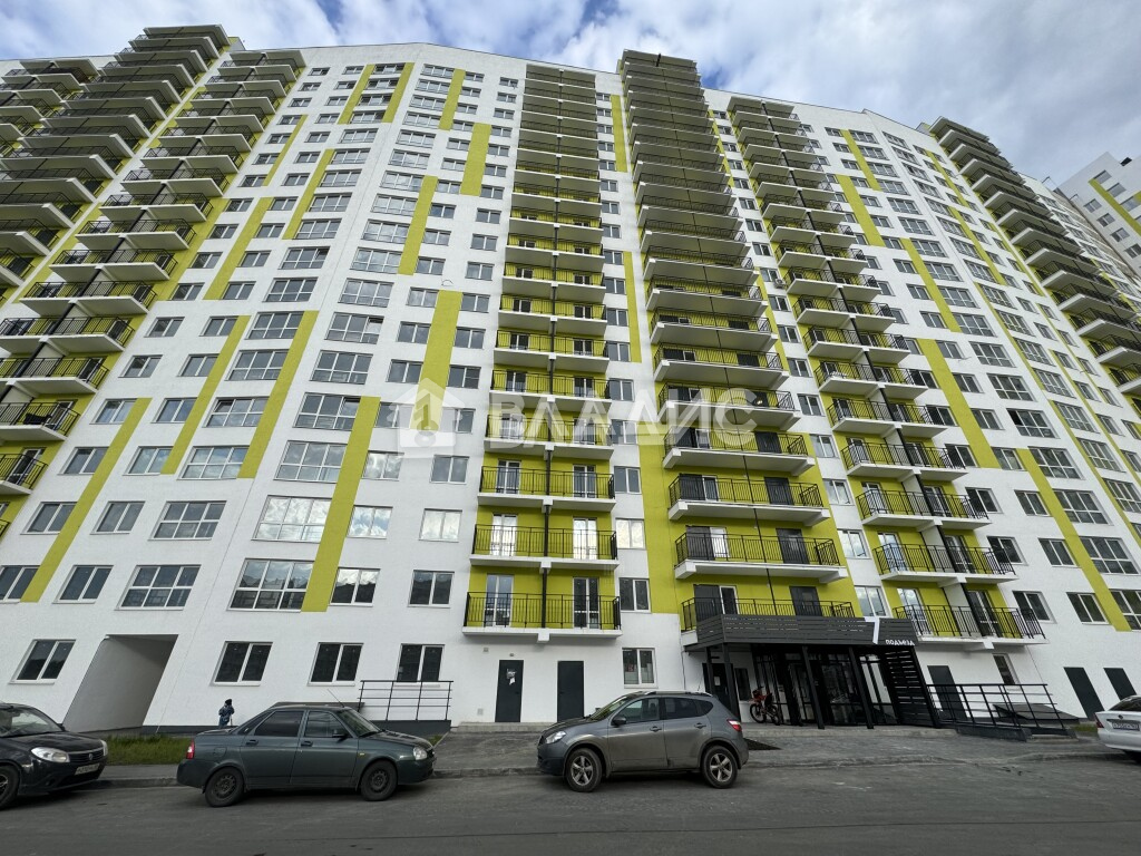 3-комнатная квартира, Пенза, улица Генерала Глазунова, д.6 #906058