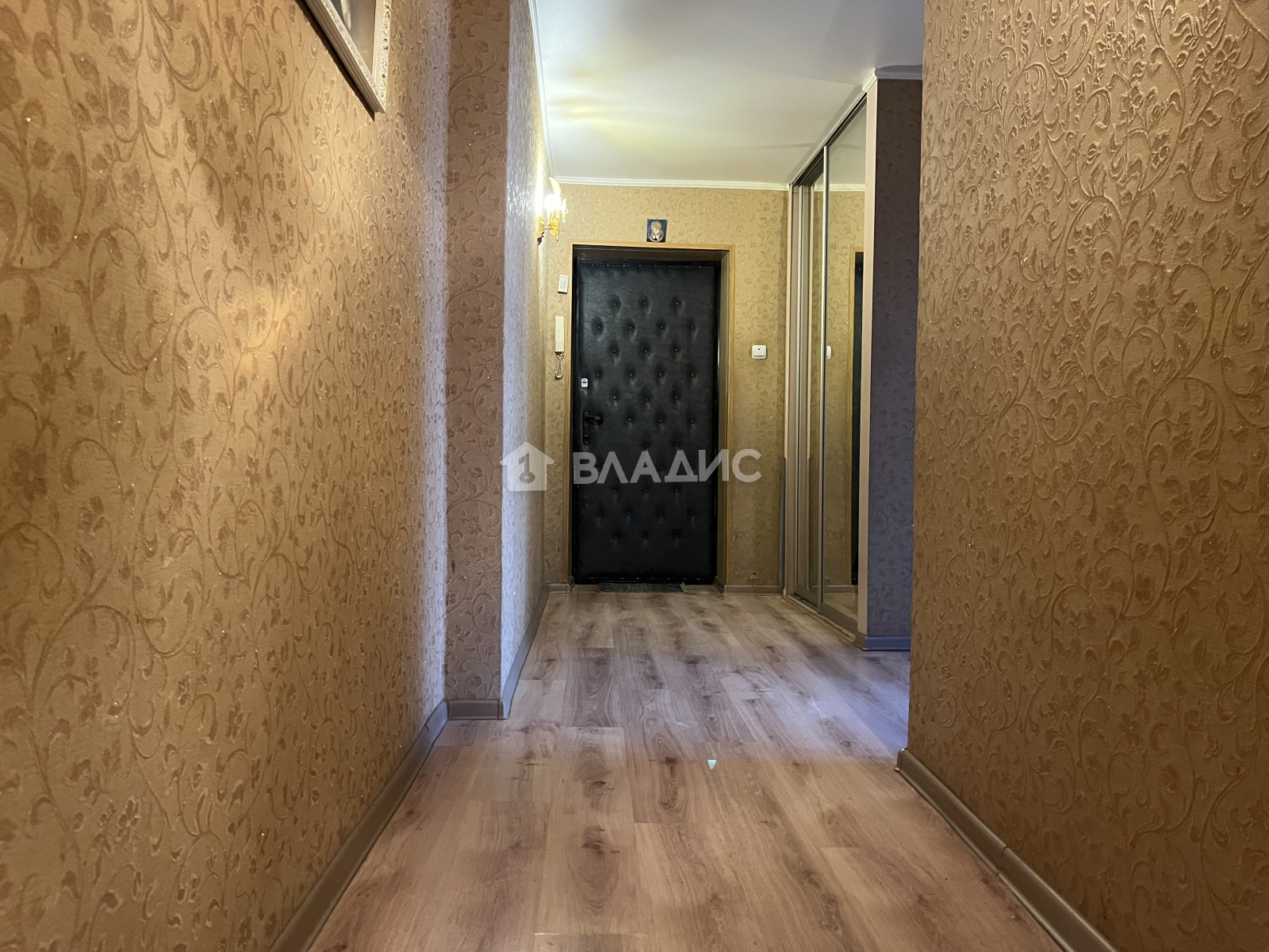 3-комнатная квартира, Белгород, Садовая улица, д.120Б #877554