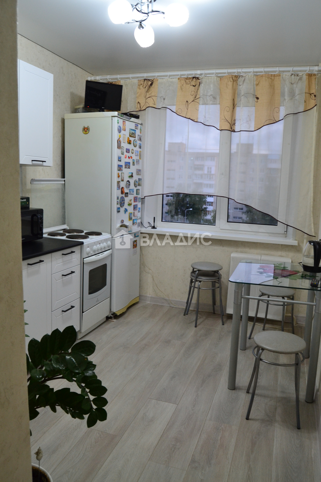 2-комнатная квартира, Тобольск, микрорайон 7А, д.14А #885294