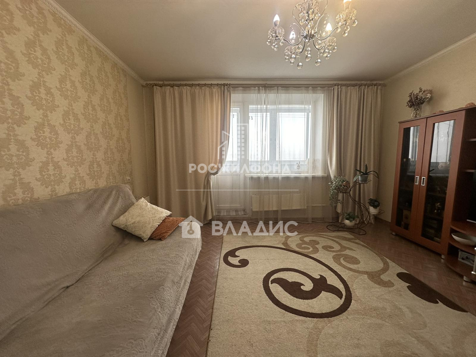 3-комнатная квартира, Чита, 6-й микрорайон, д.1 #885314