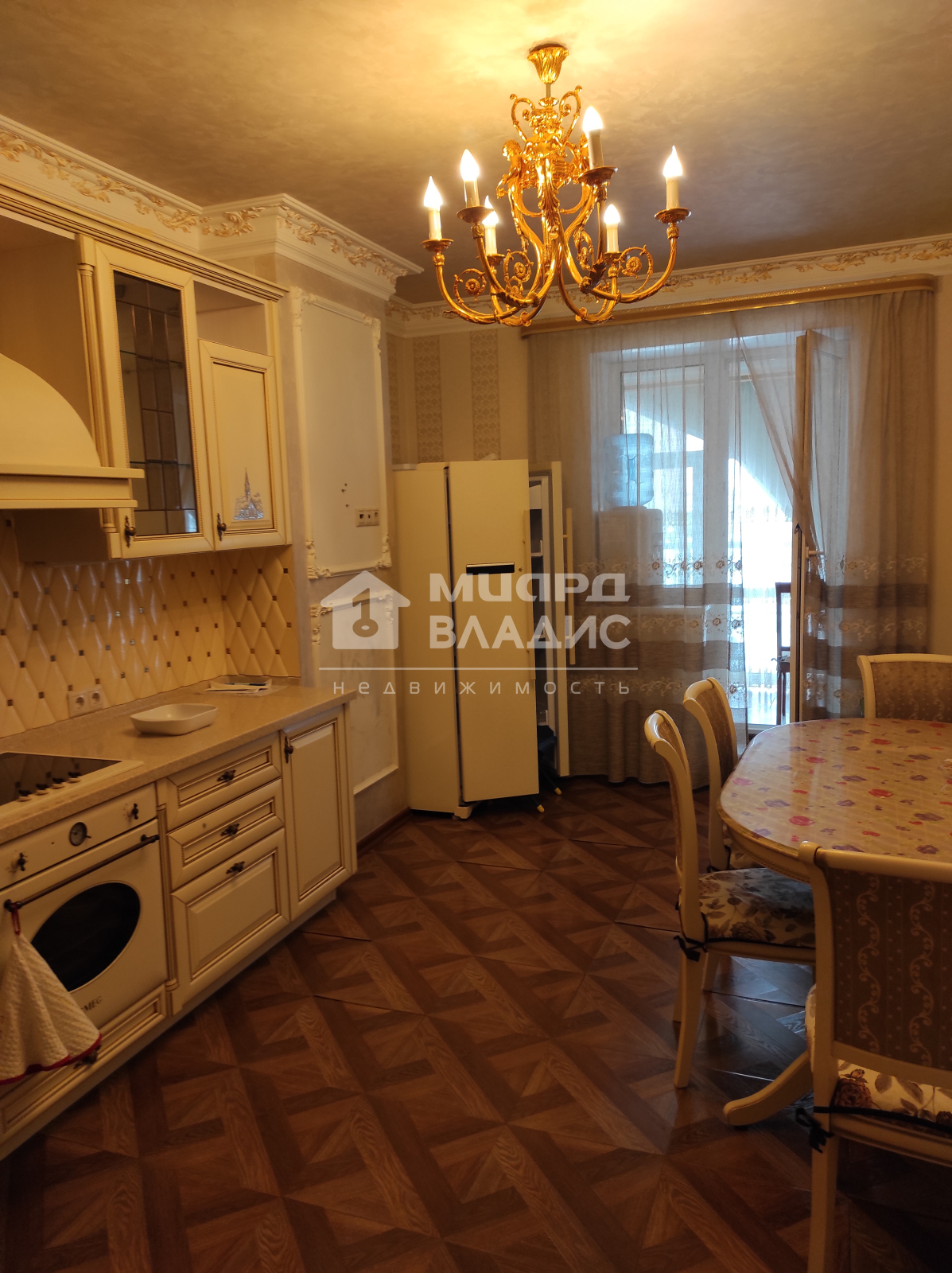 3-комнатная квартира, Омский район, Омск, бульвар Архитекторов, д.19 #891627