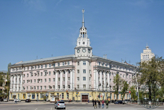 площадь Ленина, д.8
