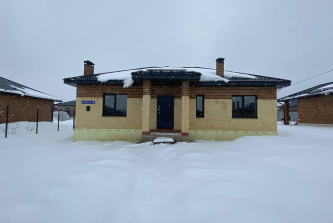 деревня Камыш, Футбольная улица