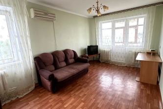 Орск, Медногорская улица, д.32