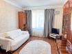 2-комнатная квартира, улица Ульяновых, 49. Фото 3