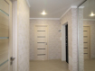 2-комнатная квартира, улица Комарова, 55. Фото 9